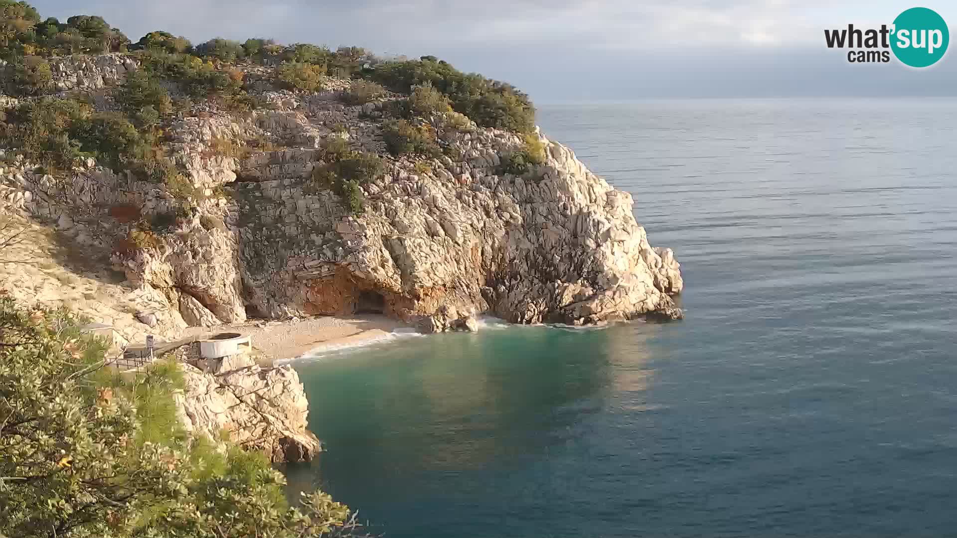 Spletna kamera Brseč plaža – Mošćenička Draga – Hrvaška