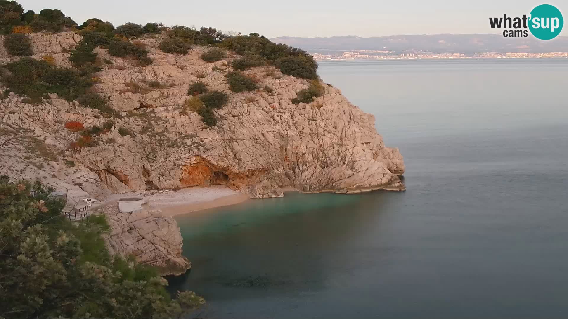 Cámara web de la playa de Brseč en Mošćenička Draga, Croacia