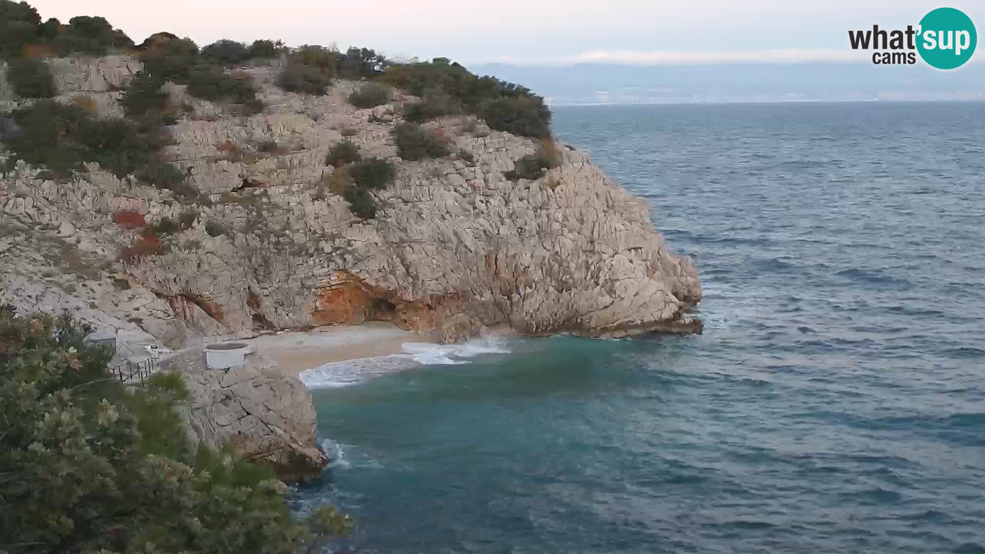 Spletna kamera Brseč plaža – Mošćenička Draga – Hrvaška