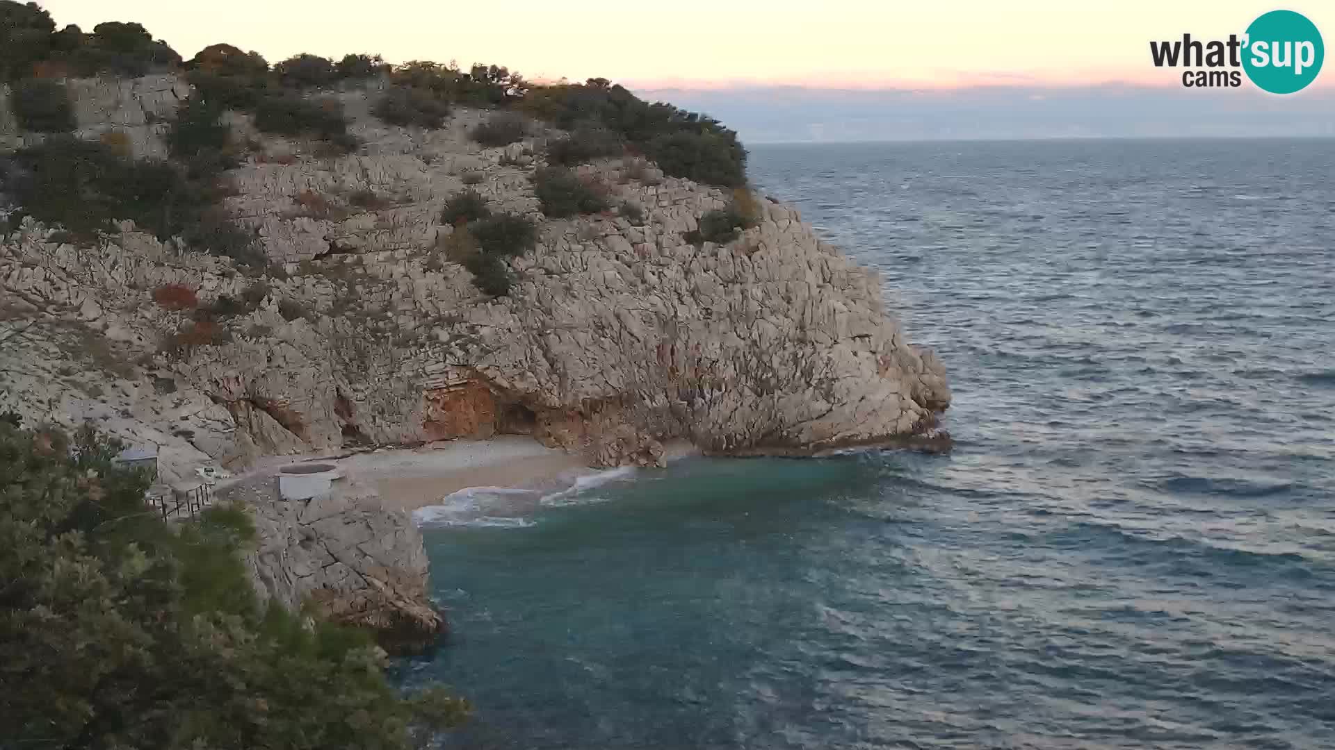 Spletna kamera Brseč plaža – Mošćenička Draga – Hrvaška