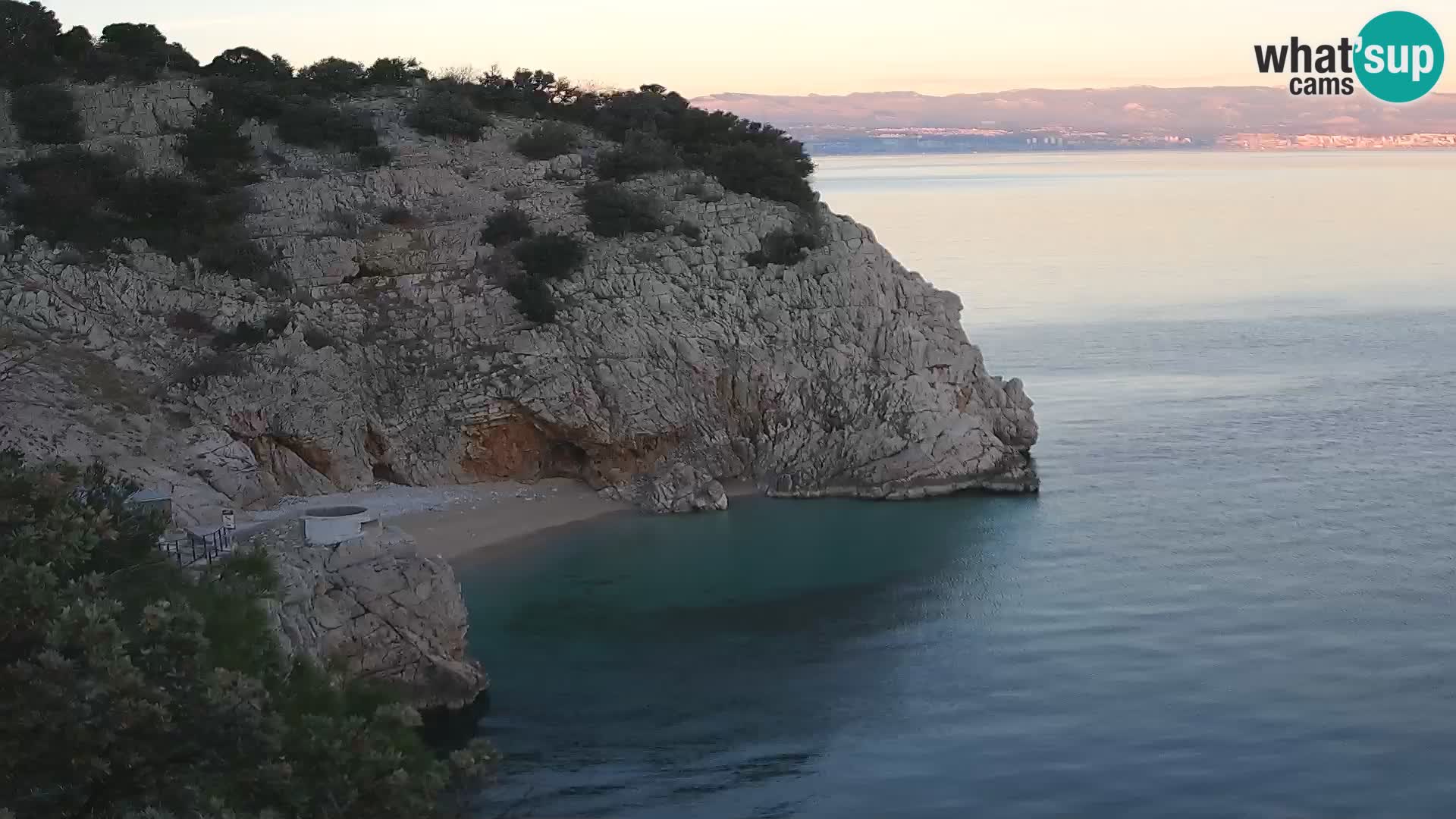 Cámara web de la playa de Brseč en Mošćenička Draga, Croacia