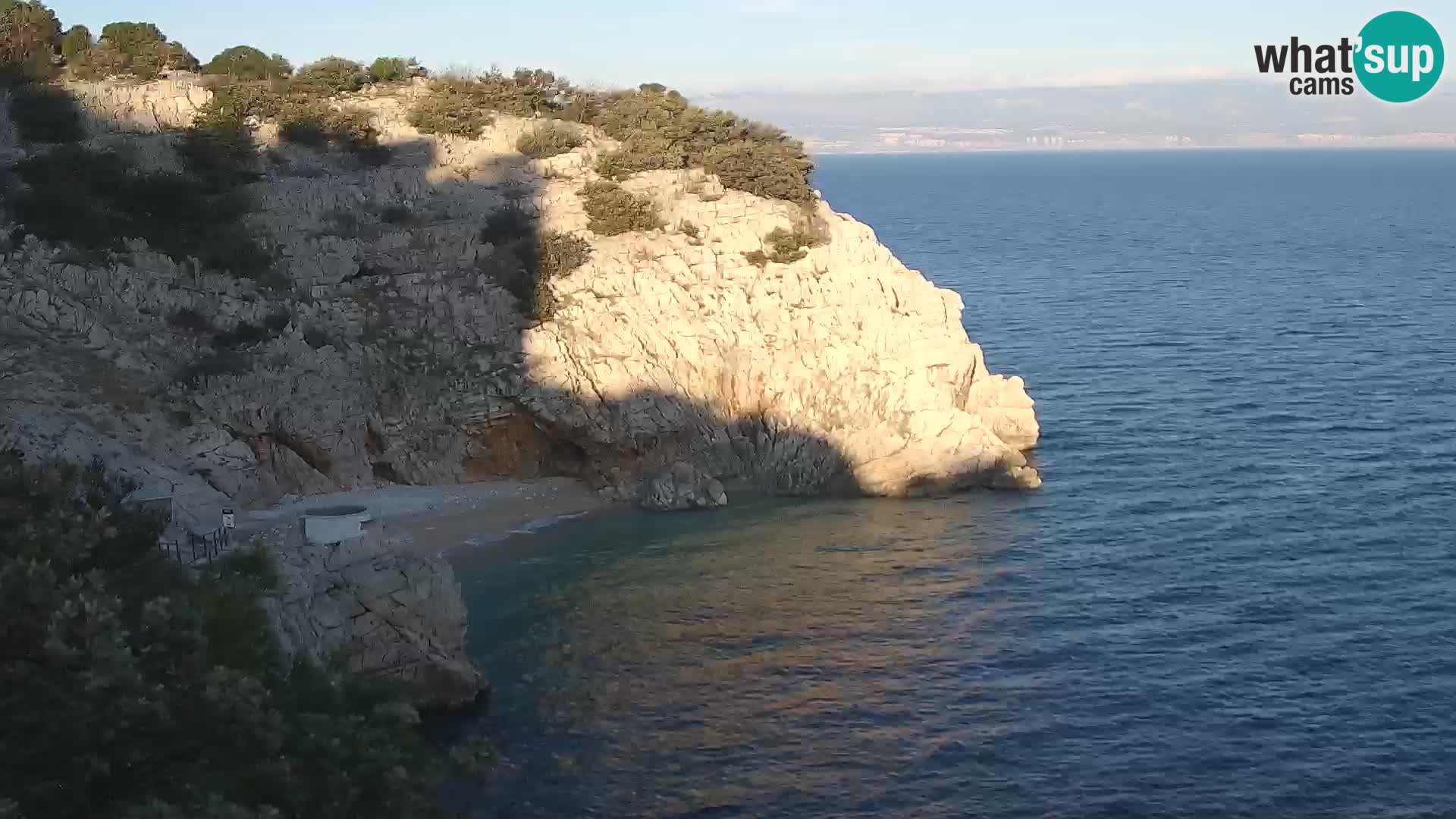 Spletna kamera Brseč plaža – Mošćenička Draga – Hrvaška