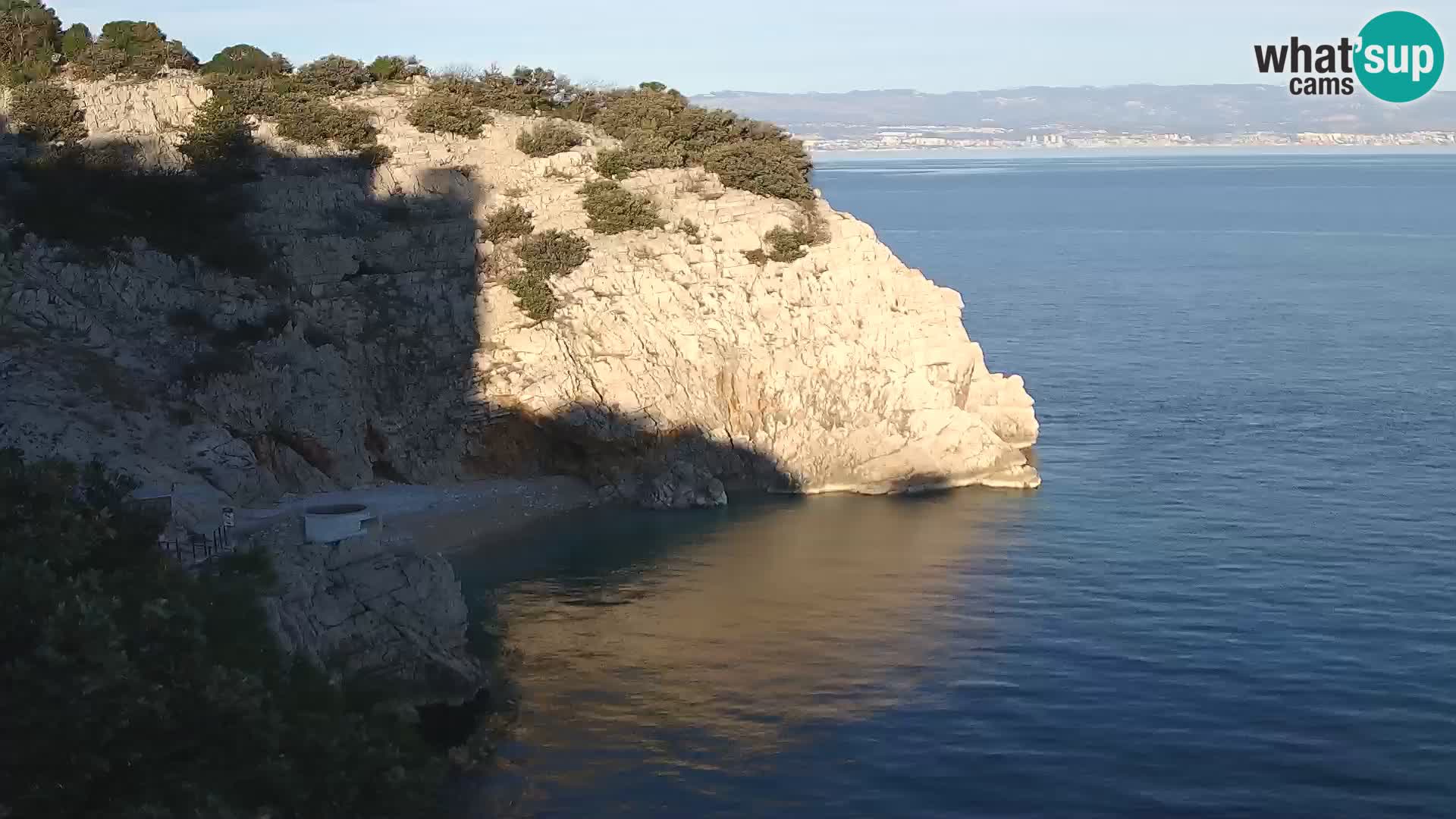 Spletna kamera Brseč plaža – Mošćenička Draga – Hrvaška