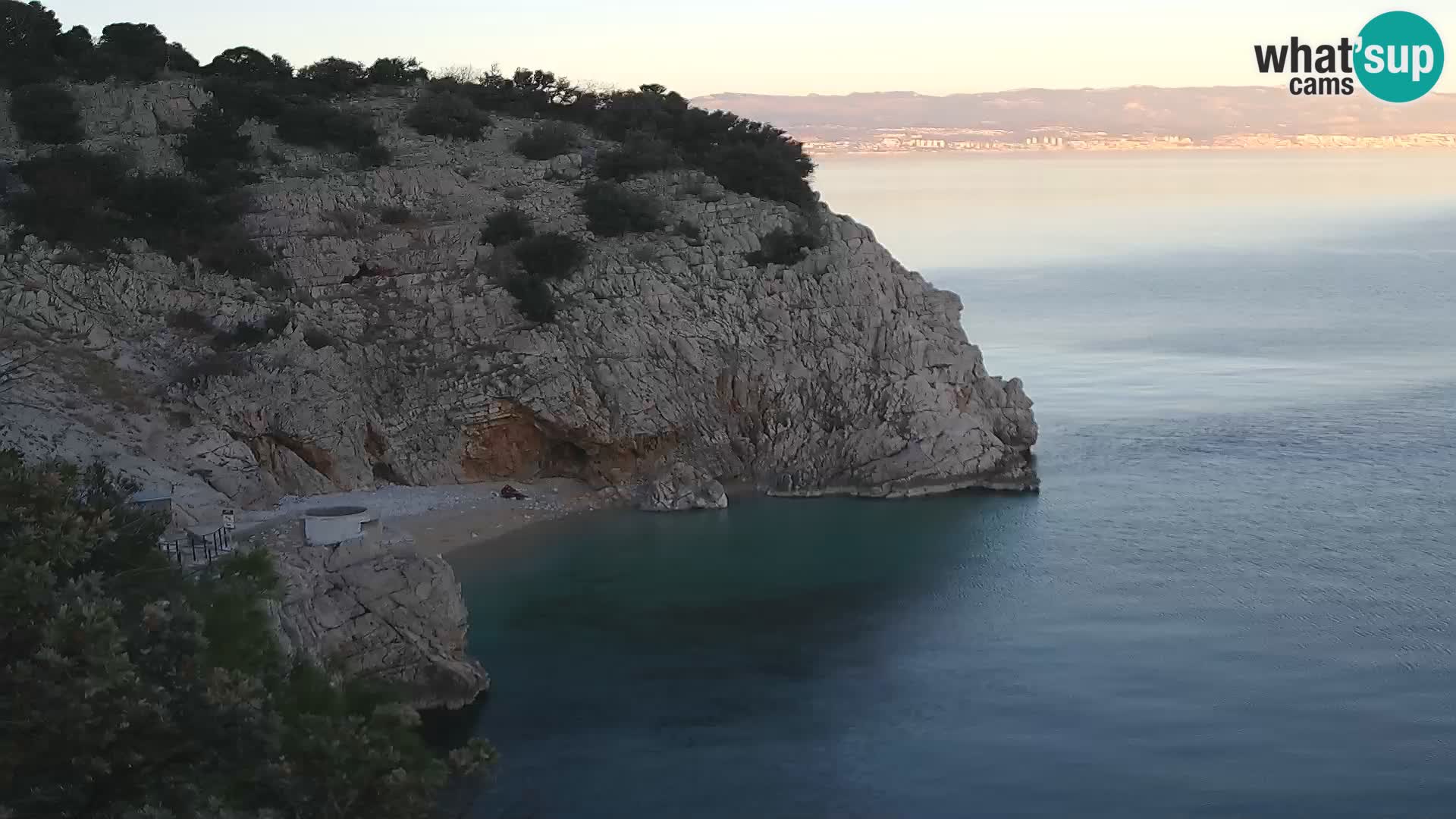 Cámara web de la playa de Brseč en Mošćenička Draga, Croacia