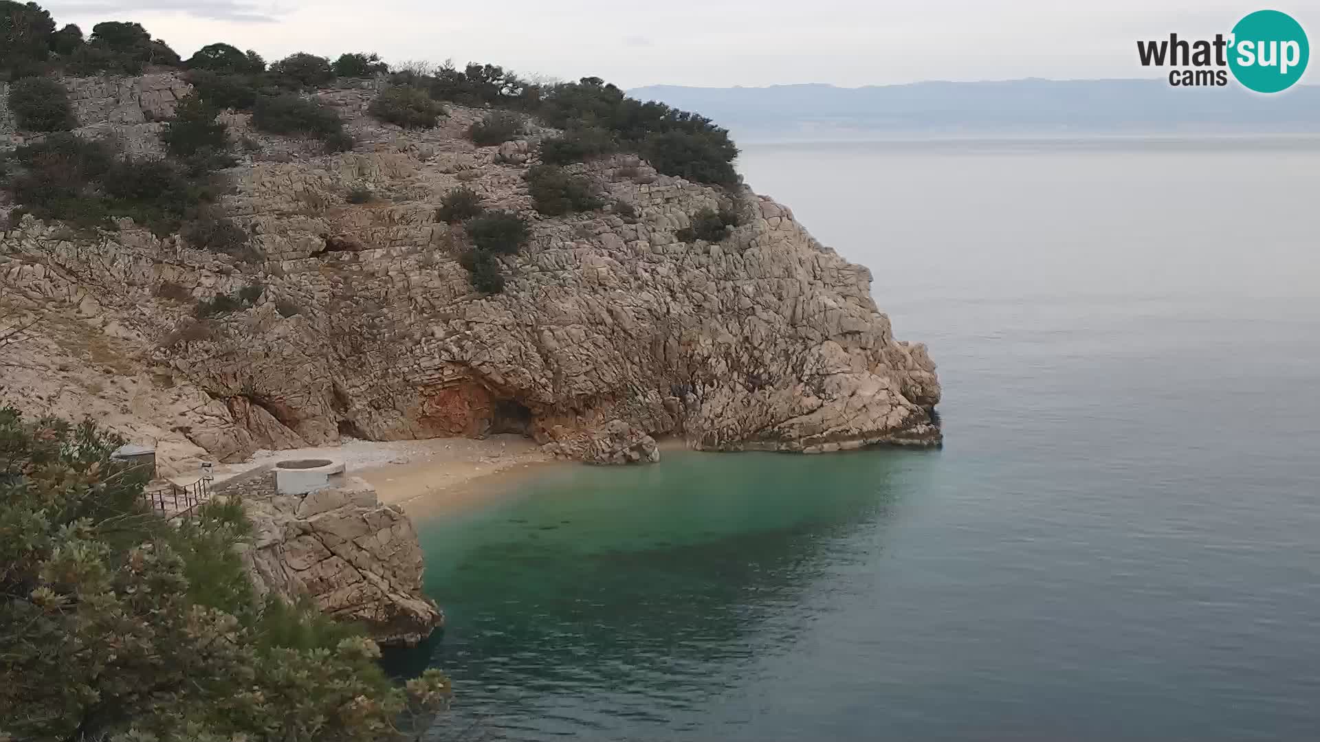 Spletna kamera Brseč plaža – Mošćenička Draga – Hrvaška