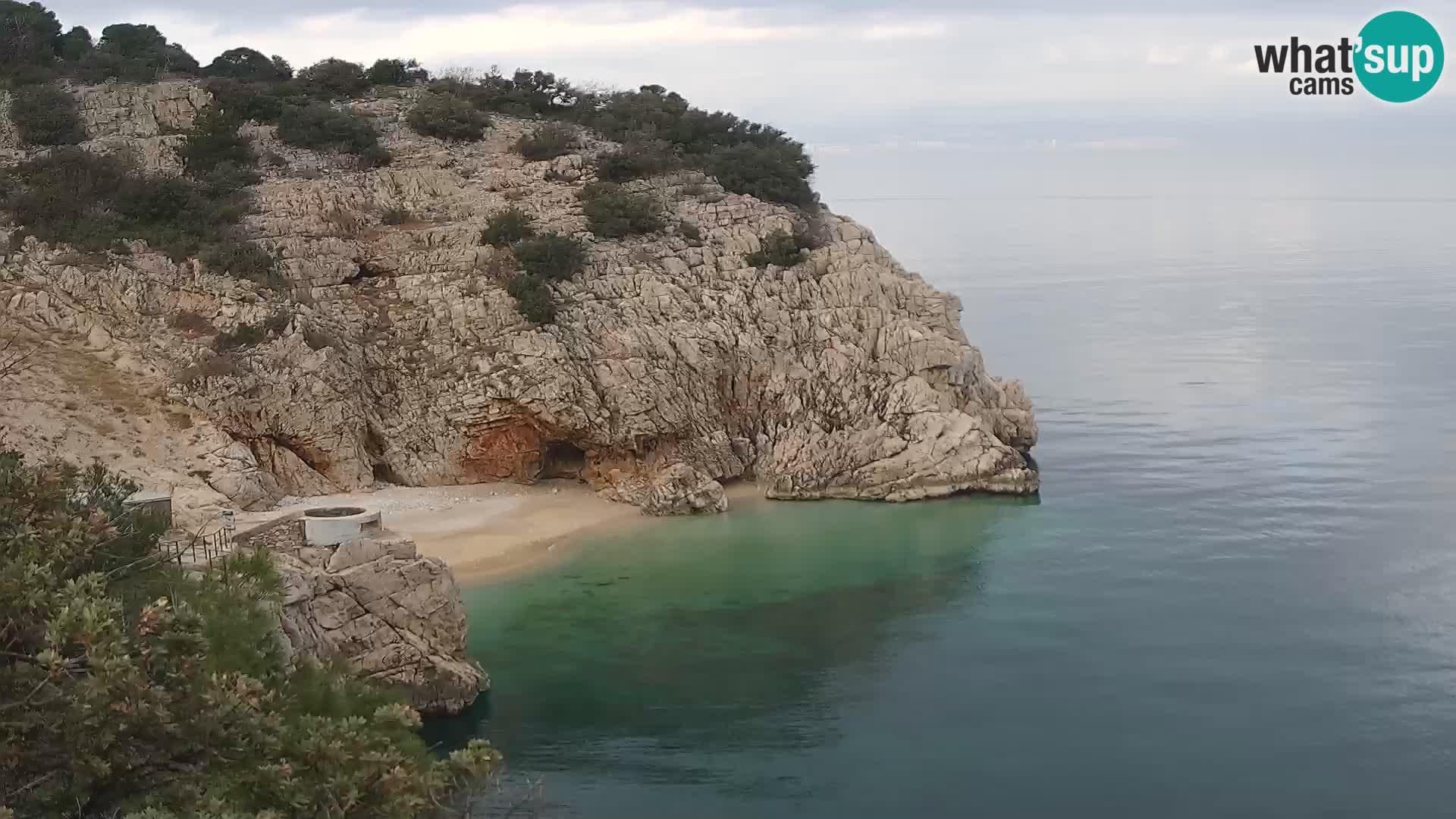 Spletna kamera Brseč plaža – Mošćenička Draga – Hrvaška