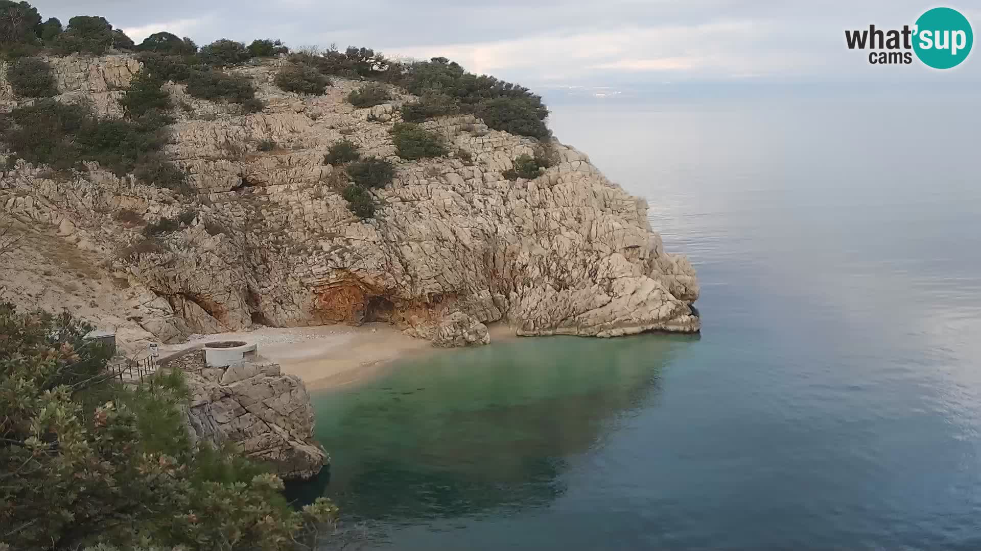 Spletna kamera Brseč plaža – Mošćenička Draga – Hrvaška