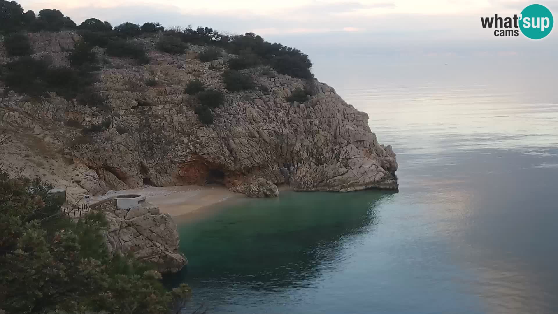 Spletna kamera Brseč plaža – Mošćenička Draga – Hrvaška