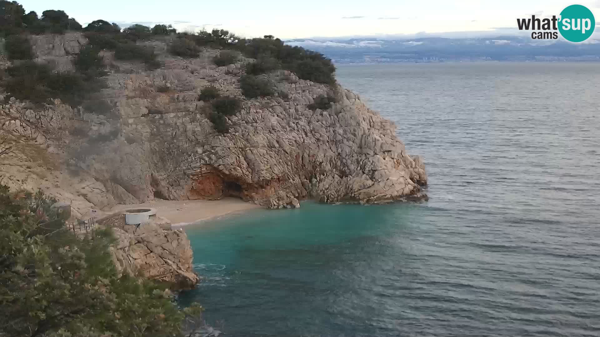 Spletna kamera Brseč plaža – Mošćenička Draga – Hrvaška