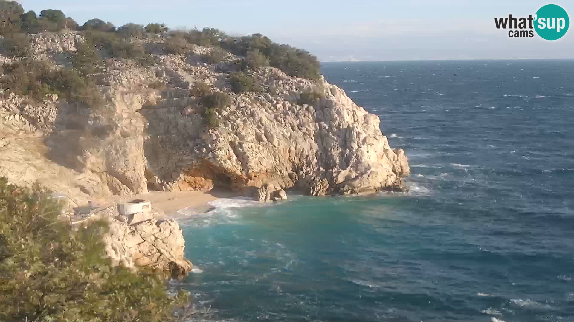 Spletna kamera Brseč plaža – Mošćenička Draga – Hrvaška