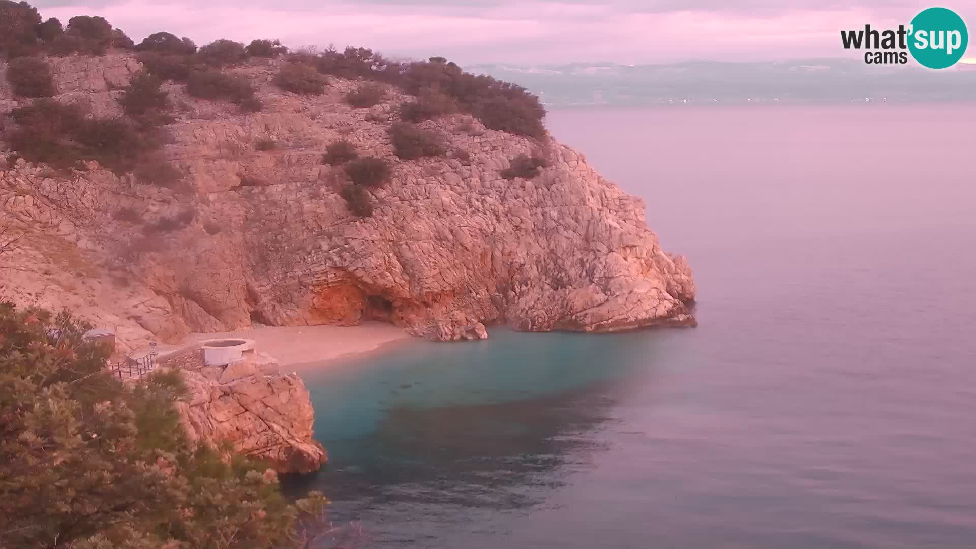 Spletna kamera Brseč plaža – Mošćenička Draga – Hrvaška