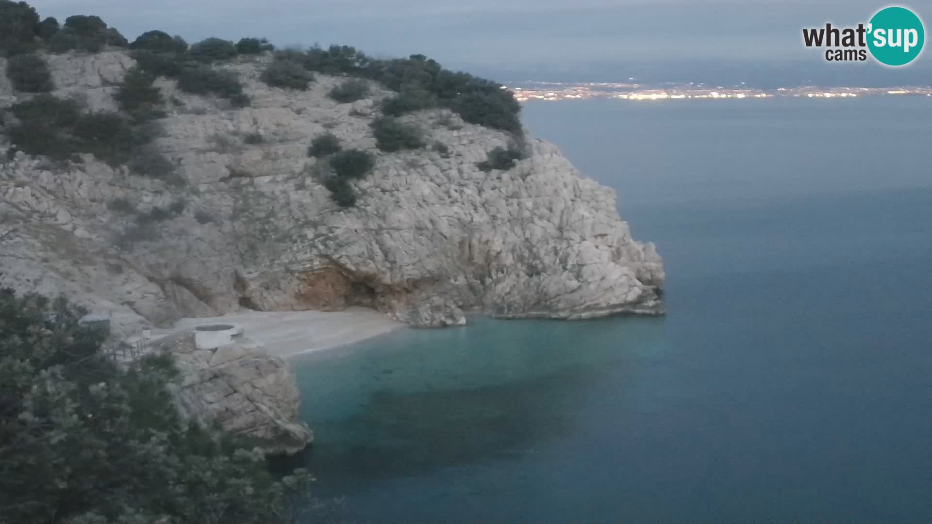 Spletna kamera Brseč plaža – Mošćenička Draga – Hrvaška