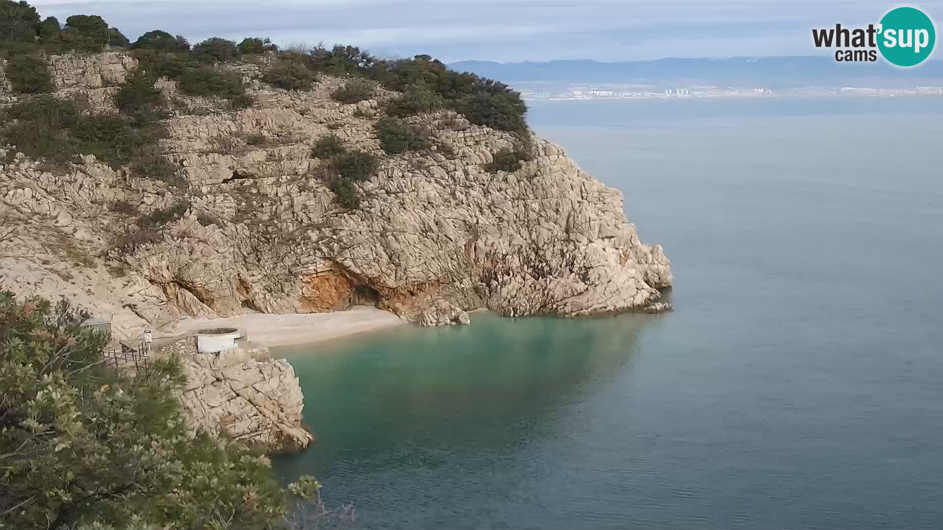 Spletna kamera Brseč plaža – Mošćenička Draga – Hrvaška