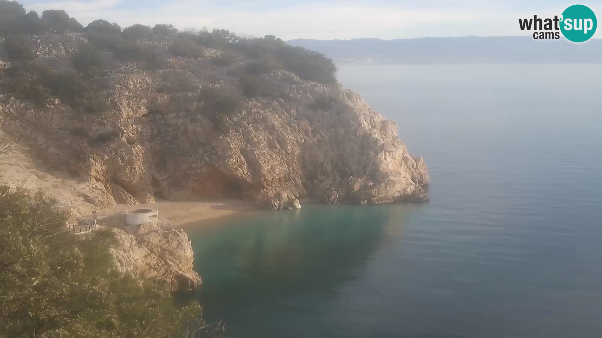 Spletna kamera Brseč plaža – Mošćenička Draga – Hrvaška