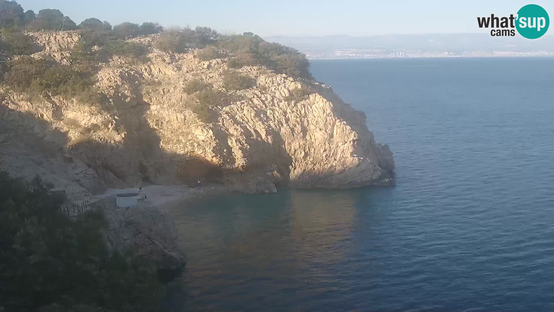 Spletna kamera Brseč plaža – Mošćenička Draga – Hrvaška