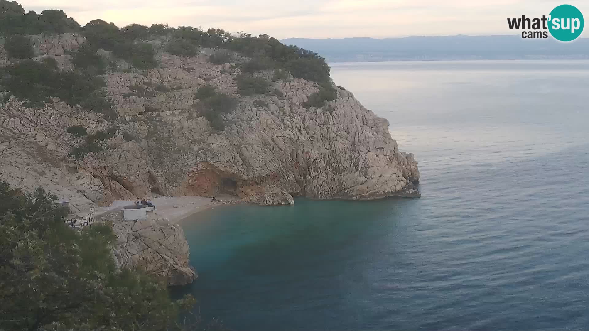 Spletna kamera Brseč plaža – Mošćenička Draga – Hrvaška