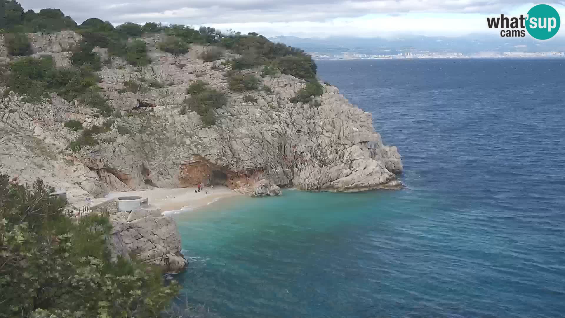Spletna kamera Brseč plaža – Mošćenička Draga – Hrvaška