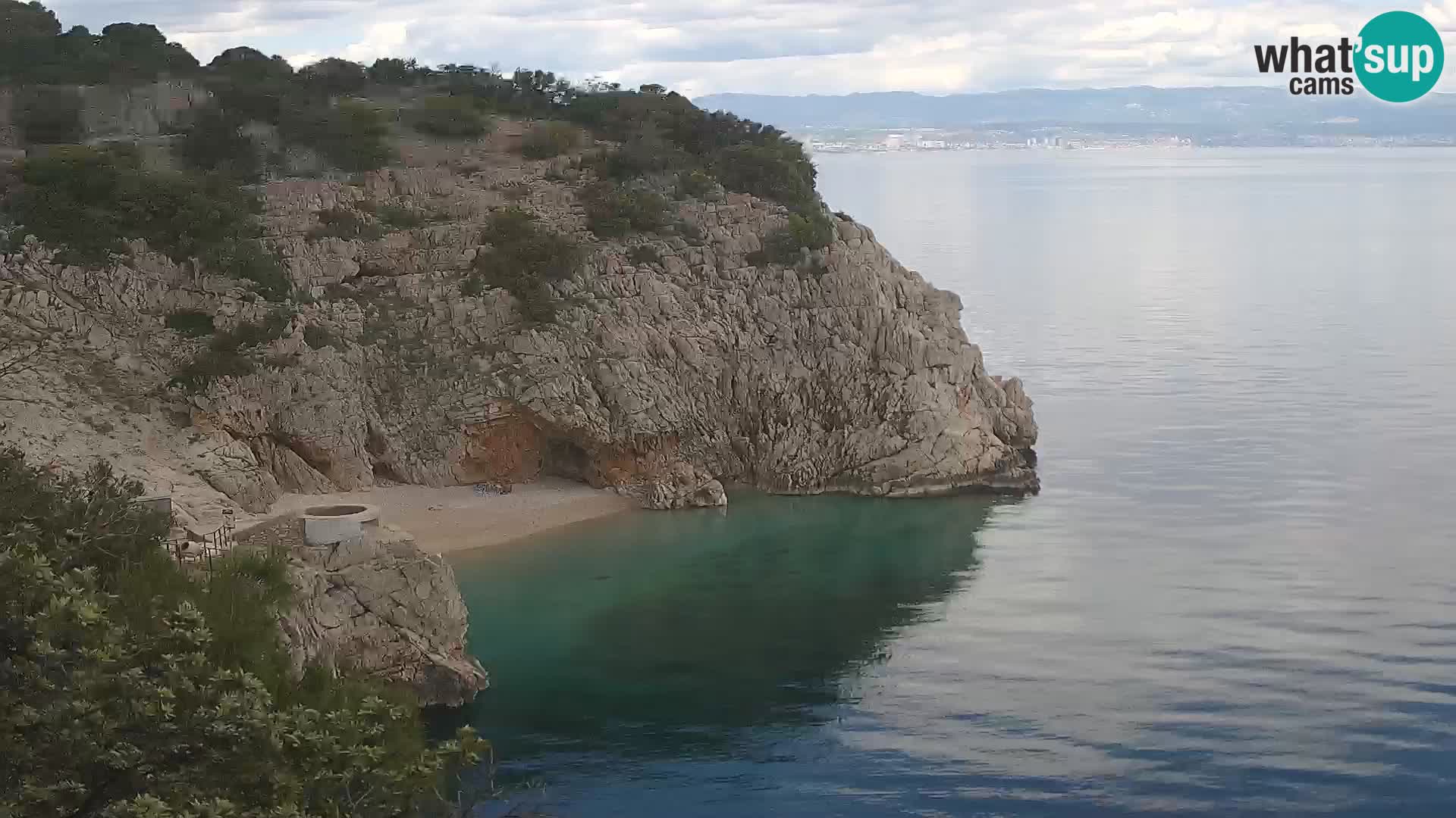 Spletna kamera Brseč plaža – Mošćenička Draga – Hrvaška
