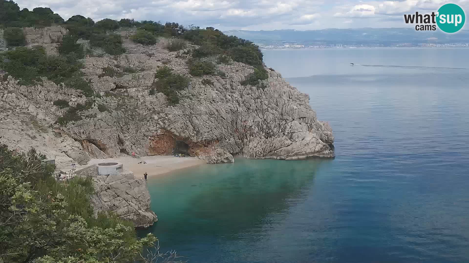 Spletna kamera Brseč plaža – Mošćenička Draga – Hrvaška