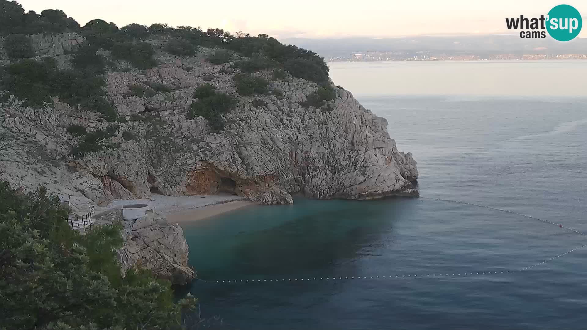 Spletna kamera Brseč plaža – Mošćenička Draga – Hrvaška