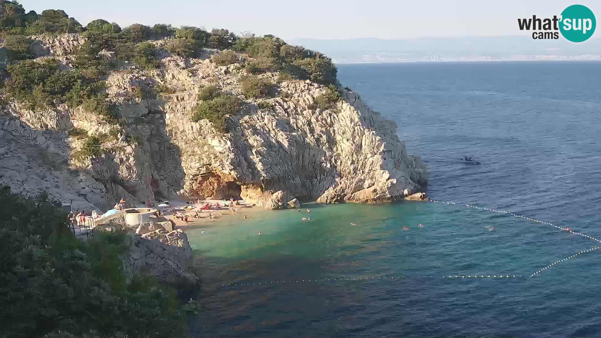 Spletna kamera Brseč plaža – Mošćenička Draga – Hrvaška