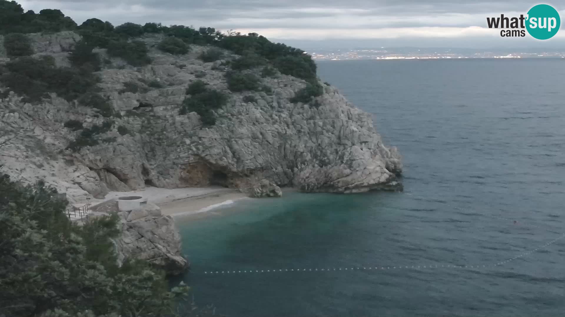 Spletna kamera Brseč plaža – Mošćenička Draga – Hrvaška