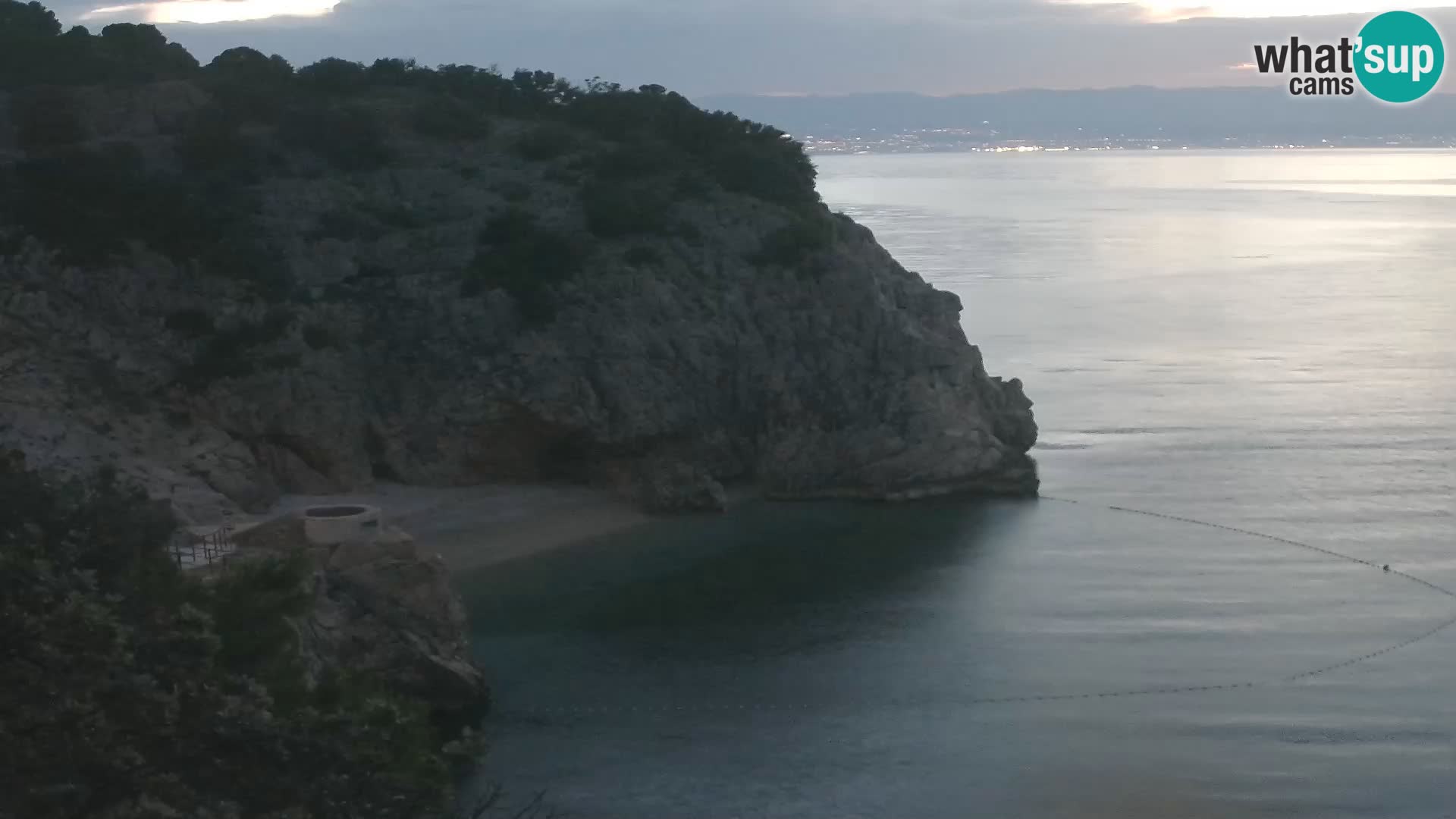 Spletna kamera Brseč plaža – Mošćenička Draga – Hrvaška