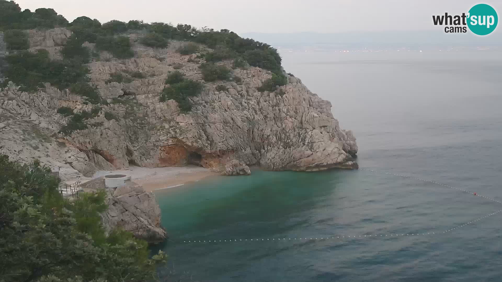 Spletna kamera Brseč plaža – Mošćenička Draga – Hrvaška