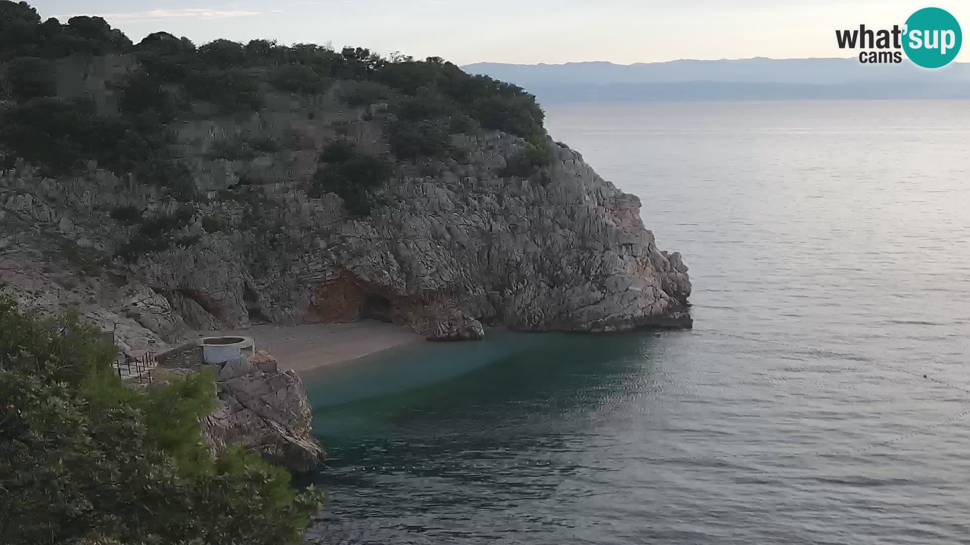 Spletna kamera Brseč plaža – Mošćenička Draga – Hrvaška