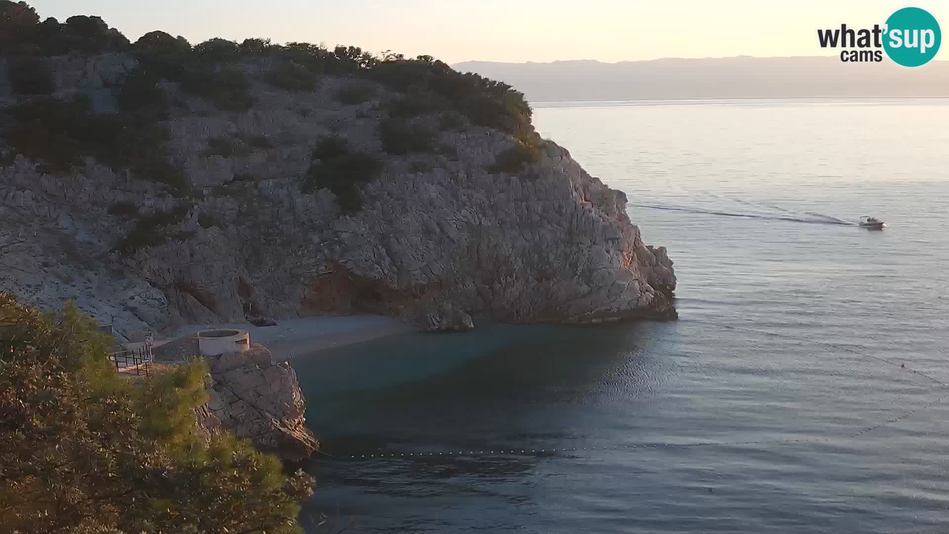 Spletna kamera Brseč plaža – Mošćenička Draga – Hrvaška