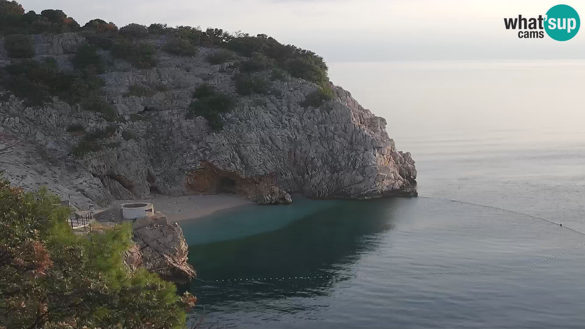Spletna kamera Brseč plaža – Mošćenička Draga – Hrvaška