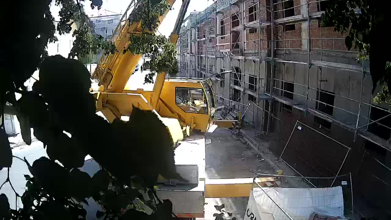 Petrinja ristrutturazione del liceo e dell’amministrazione comunale dopo il terremoto – Live cam Croazia