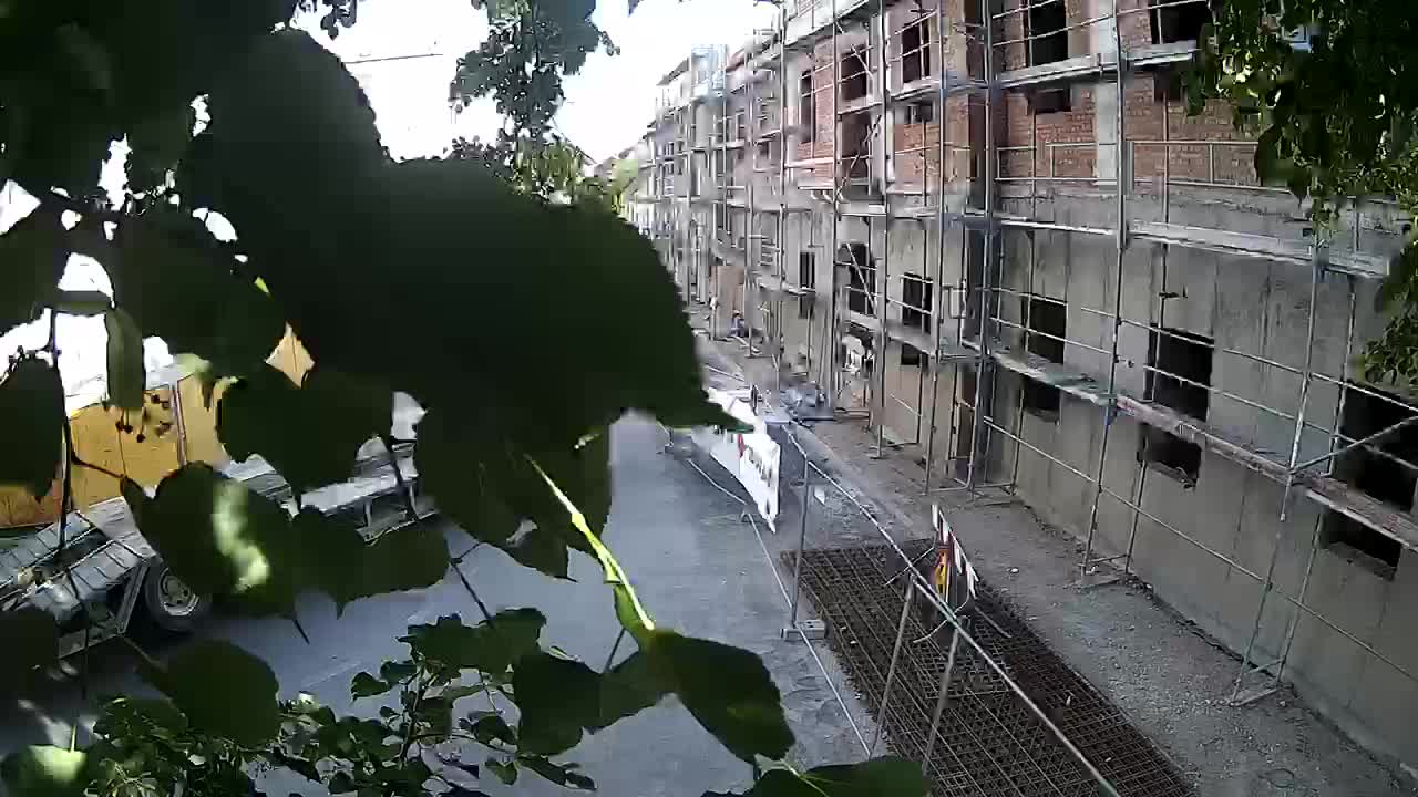 Petrinjska prenova srednje šole in mestne uprave po potresu – Kamere v živo Hrvaška