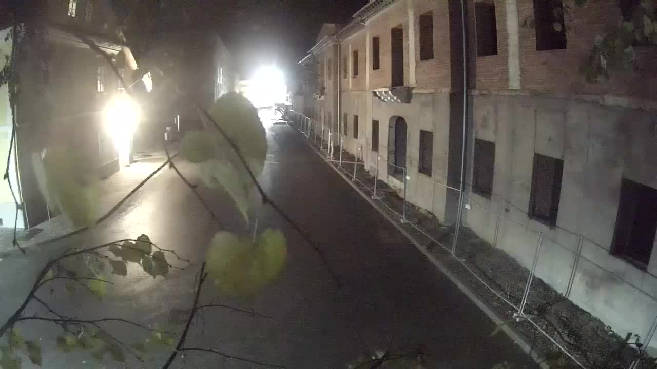 Petrinja ristrutturazione del liceo e dell’amministrazione comunale dopo il terremoto – Live cam Croazia