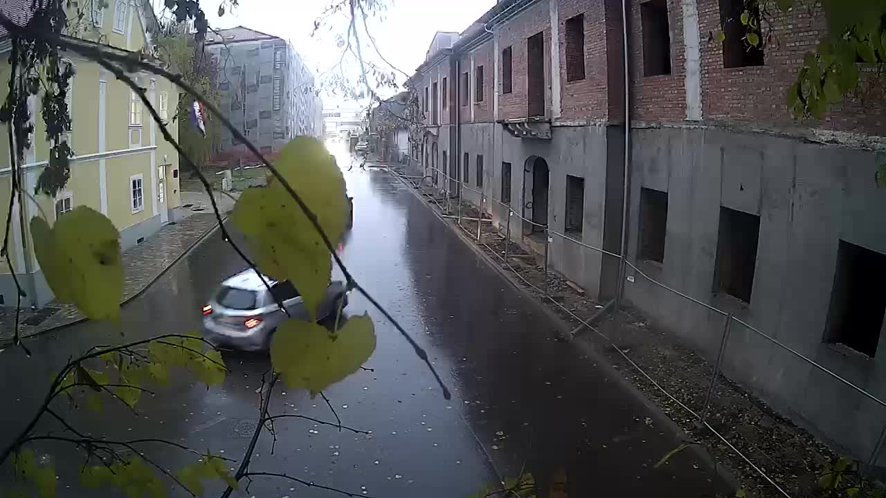 Petrinja ristrutturazione del liceo e dell’amministrazione comunale dopo il terremoto – Live cam Croazia