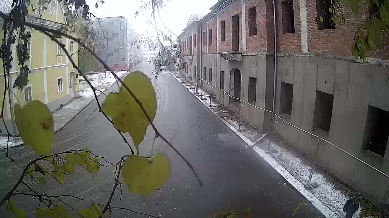 Renovación de Petrinja de la escuela secundaria y la administración de la ciudad después del terremoto – Live cam Croacia