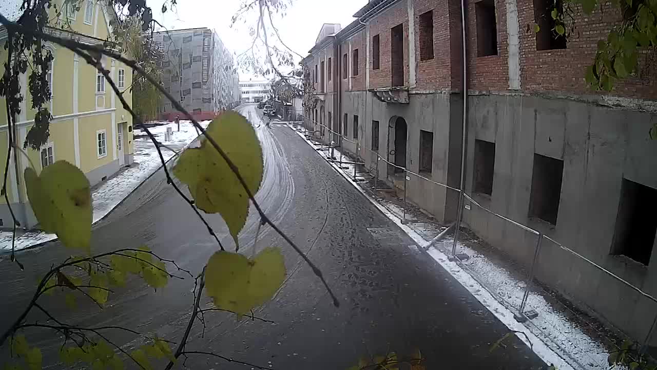 Petrinja ristrutturazione del liceo e dell’amministrazione comunale dopo il terremoto – Live cam Croazia