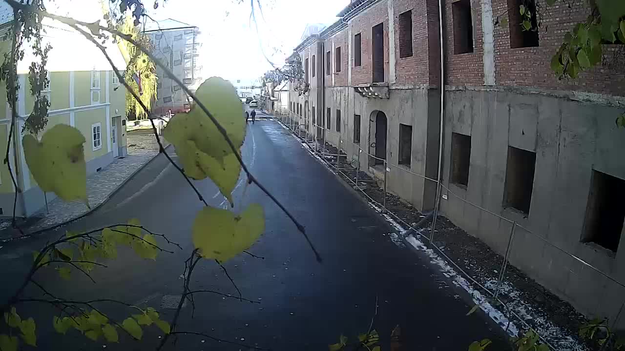 Petrinja ristrutturazione del liceo e dell’amministrazione comunale dopo il terremoto – Live cam Croazia