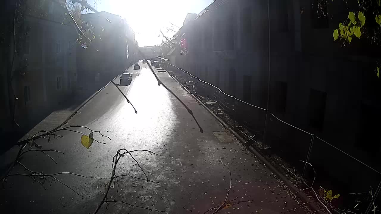 Petrinja ristrutturazione del liceo e dell’amministrazione comunale dopo il terremoto – Live cam Croazia