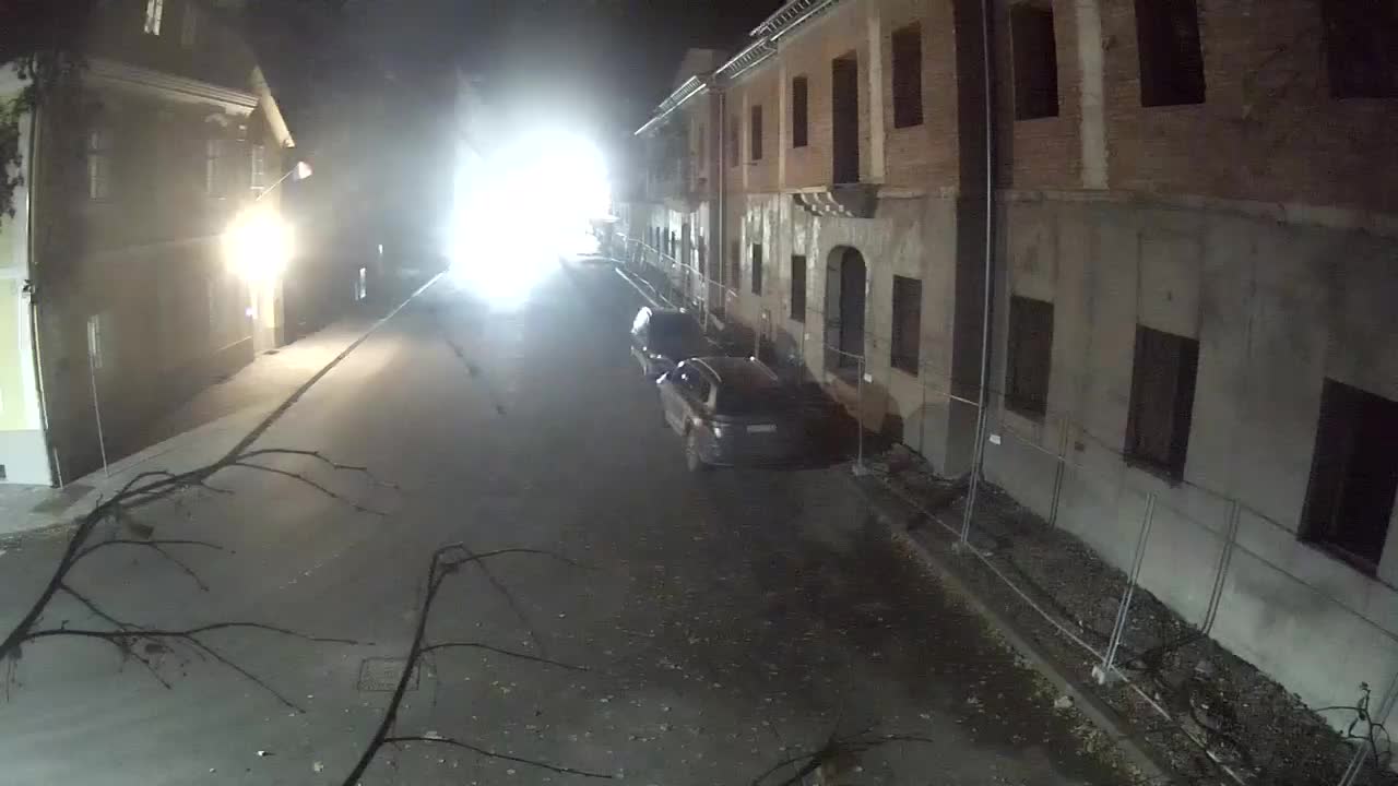 Petrinja ristrutturazione del liceo e dell’amministrazione comunale dopo il terremoto – Live cam Croazia