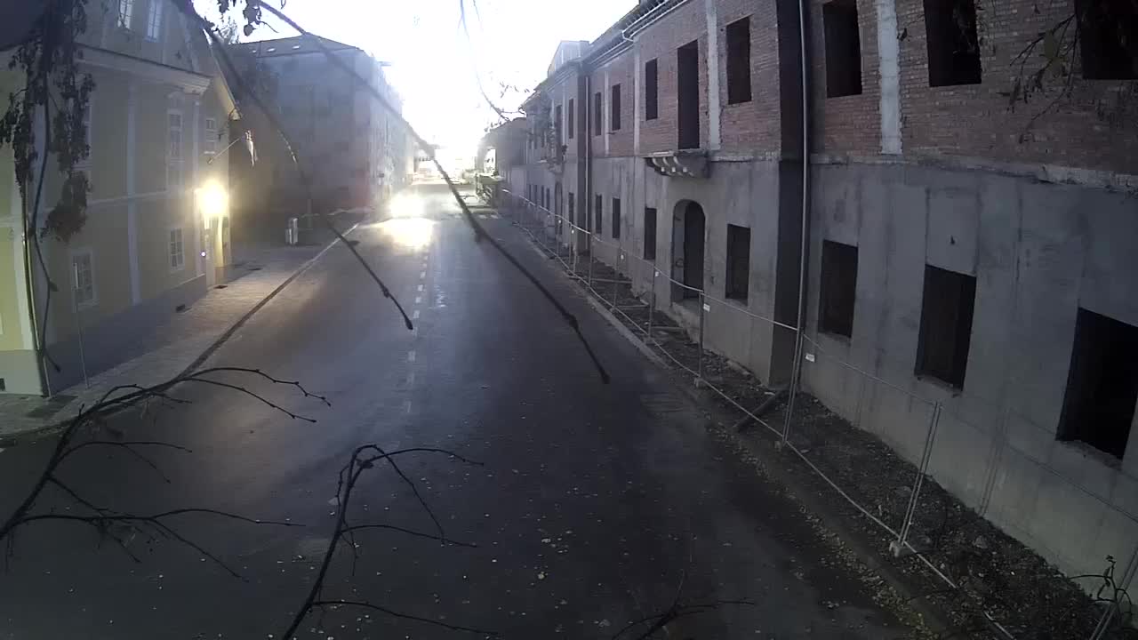 Renovación de Petrinja de la escuela secundaria y la administración de la ciudad después del terremoto – Live cam Croacia