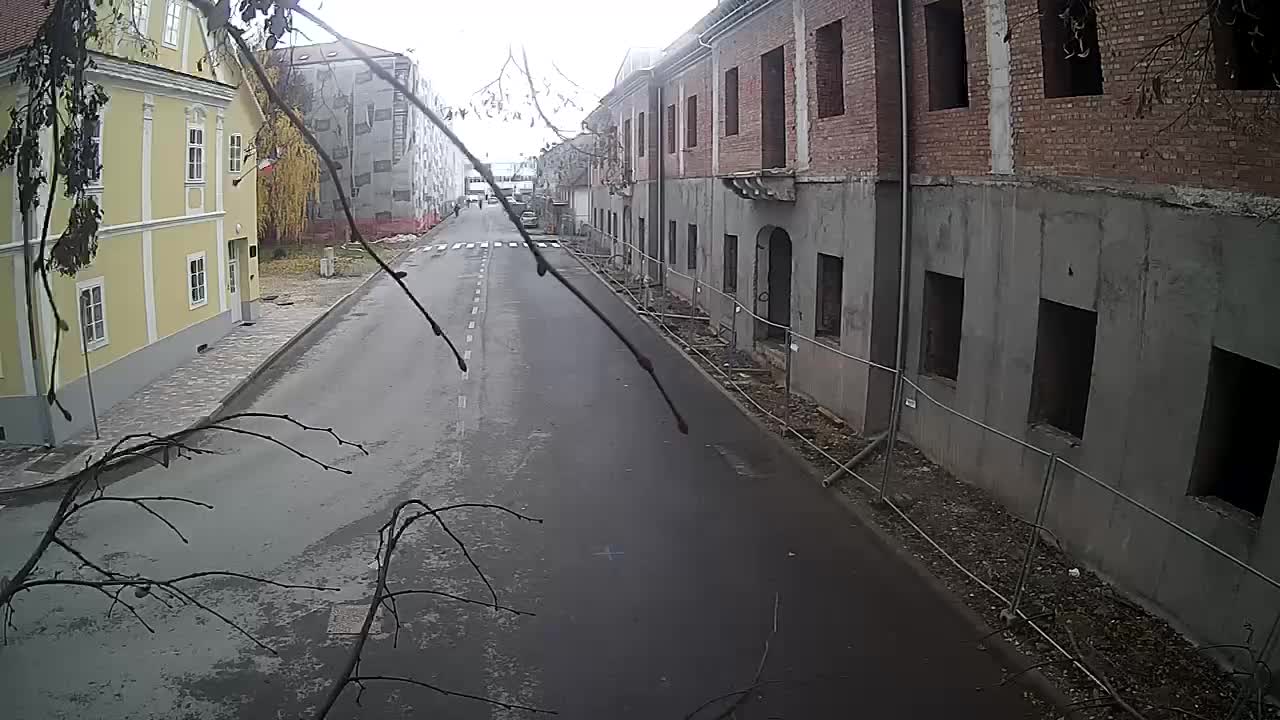 Petrinja ristrutturazione del liceo e dell’amministrazione comunale dopo il terremoto – Live cam Croazia