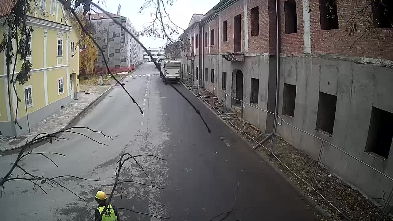 Petrinja Renovierung der High School und Stadtverwaltung nach dem Erdbeben – Live Cam Kroatien