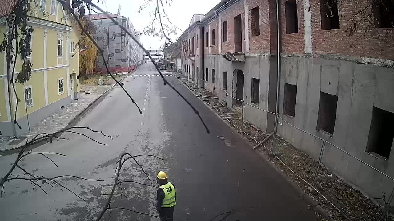 Petrinja Renovierung der High School und Stadtverwaltung nach dem Erdbeben – Live Cam Kroatien