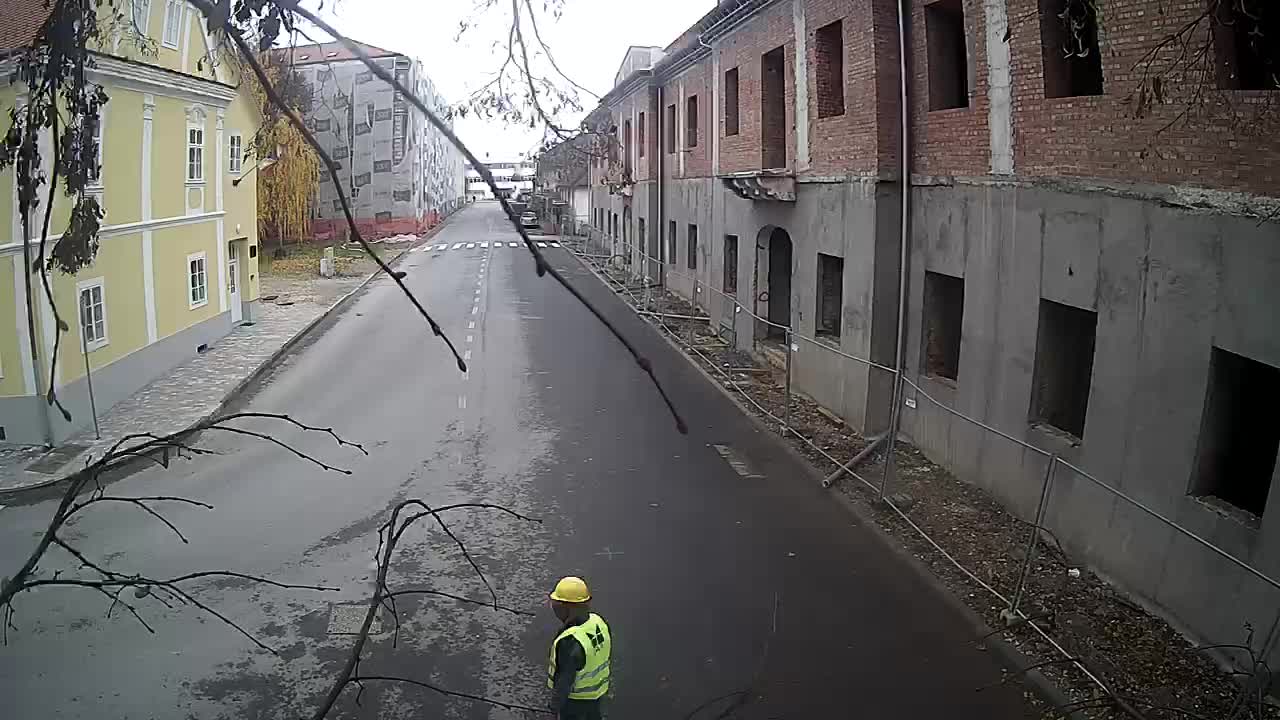 Renovación de Petrinja de la escuela secundaria y la administración de la ciudad después del terremoto – Live cam Croacia