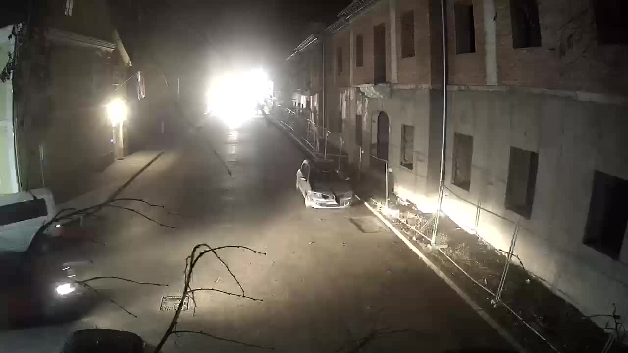 Petrinja ristrutturazione del liceo e dell’amministrazione comunale dopo il terremoto – Live cam Croazia