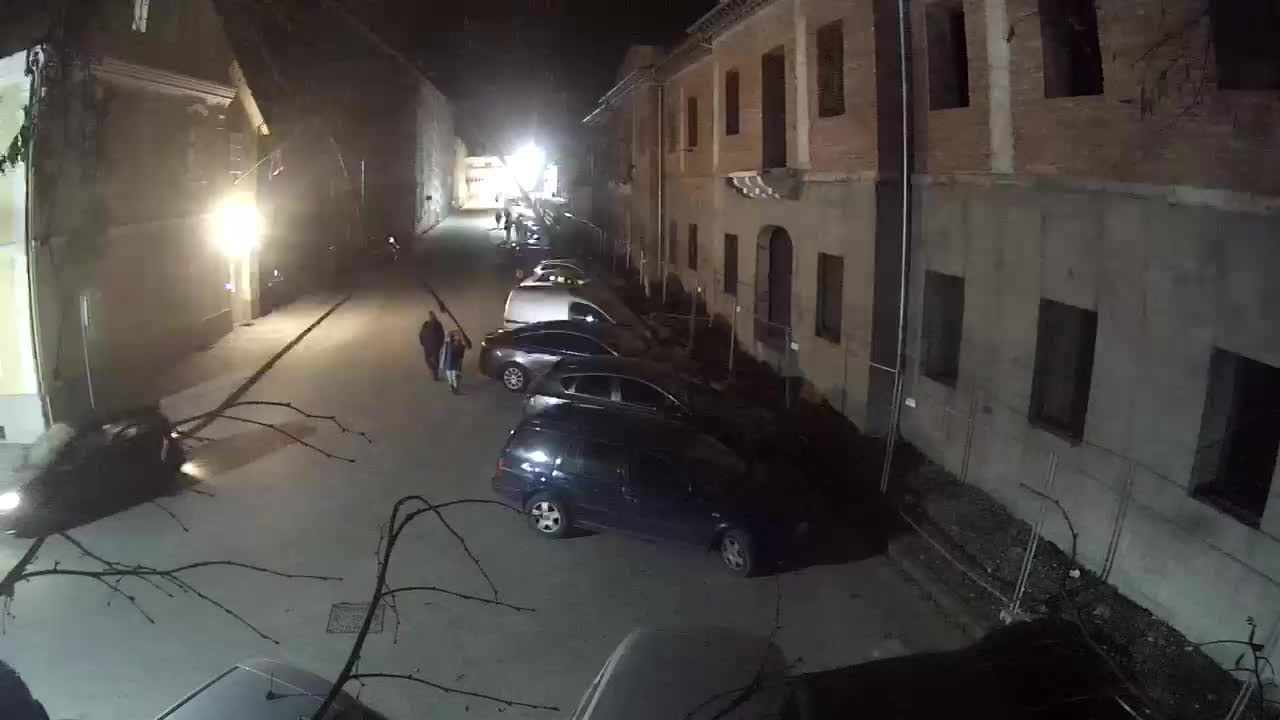 Petrinja ristrutturazione del liceo e dell’amministrazione comunale dopo il terremoto – Live cam Croazia