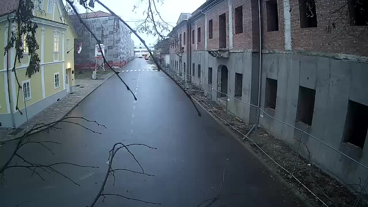 Petrinja rénovation du lycée et de l’administration municipale après le tremblement de terre – Live cam Croatie