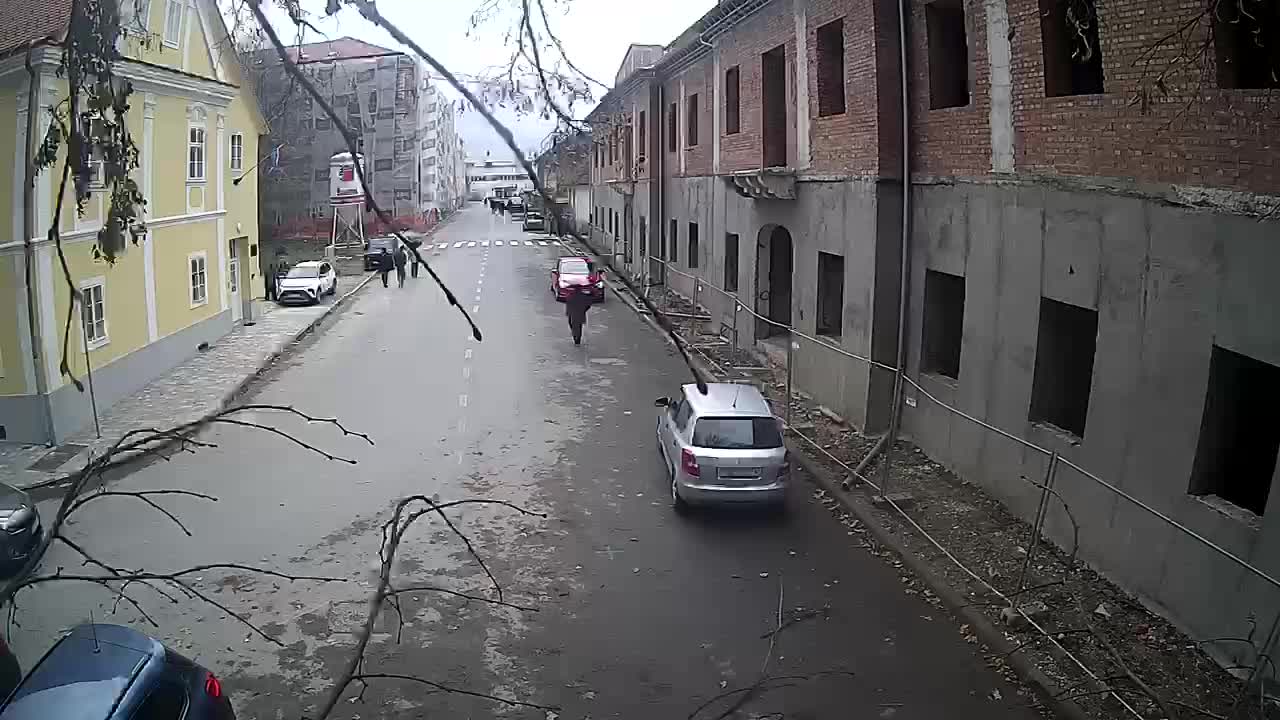 Petrinja ristrutturazione del liceo e dell’amministrazione comunale dopo il terremoto – Live cam Croazia