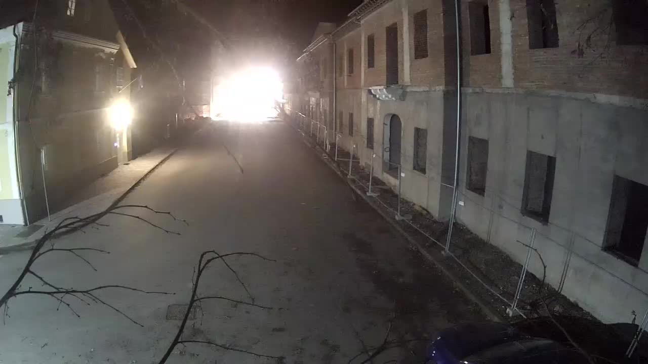 Petrinja ristrutturazione del liceo e dell’amministrazione comunale dopo il terremoto – Live cam Croazia